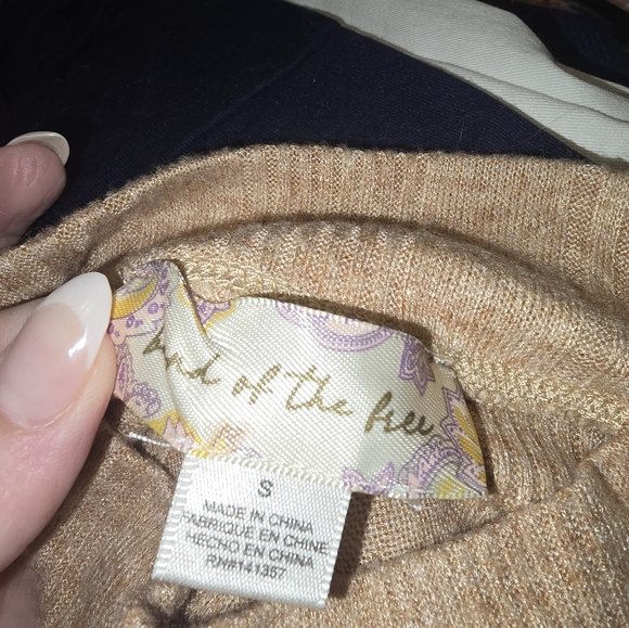 Free PEOPLE Cozy Tan Knit Sweater, Small - Picture 3 of 3